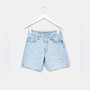 Levi’s 501 mid thigh short
